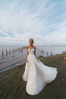  Sparkly Wedding Dress