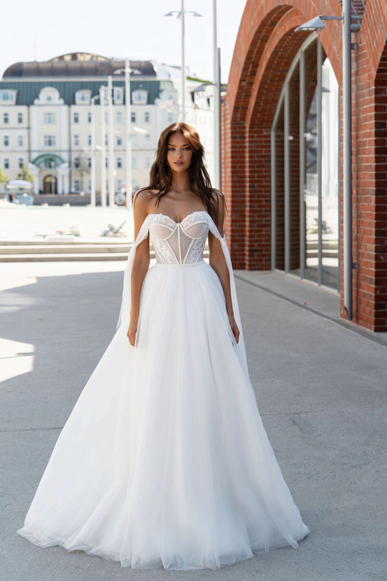 Wedding dress ball gown lace