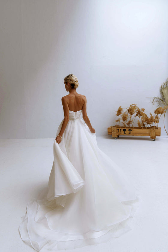 Wedding gowns elegant