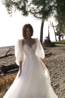  White Dresses With Long Sleeves