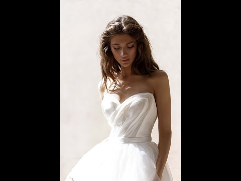 Simple Sleeveless Wedding Dress