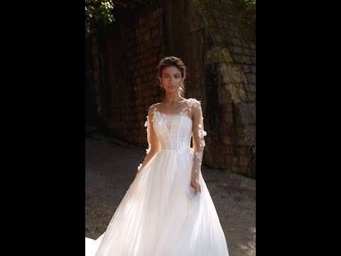 Wedding Dresses With Tulle